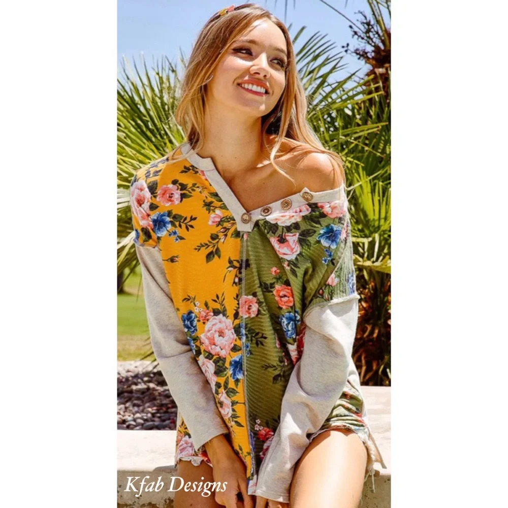 ❤️LAST ONE! V Neck Floral Soft Color Block Henley Top! - Picture 15 of 15